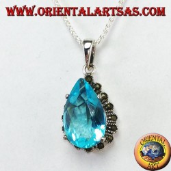 Colgante de plata con topacio azul en forma de gota con marcasitas