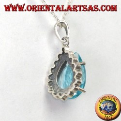 Pendentif en argent avec topaze bleue en forme de goutte avec marcassites