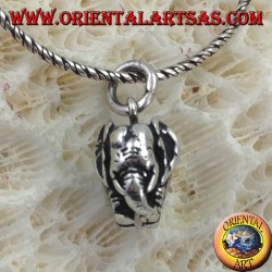 Silver elephant pendant with three-dimensional down proboscis