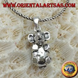 Silver elephant pendant that moves the head