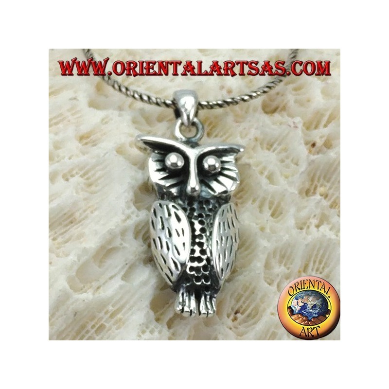 Pendant in the form of an owl in silver