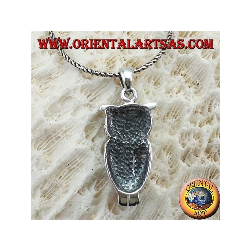 Pendant in the form of an owl in silver