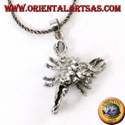 Colgante de plata de escorpión con 7 partes móviles. tridimensional