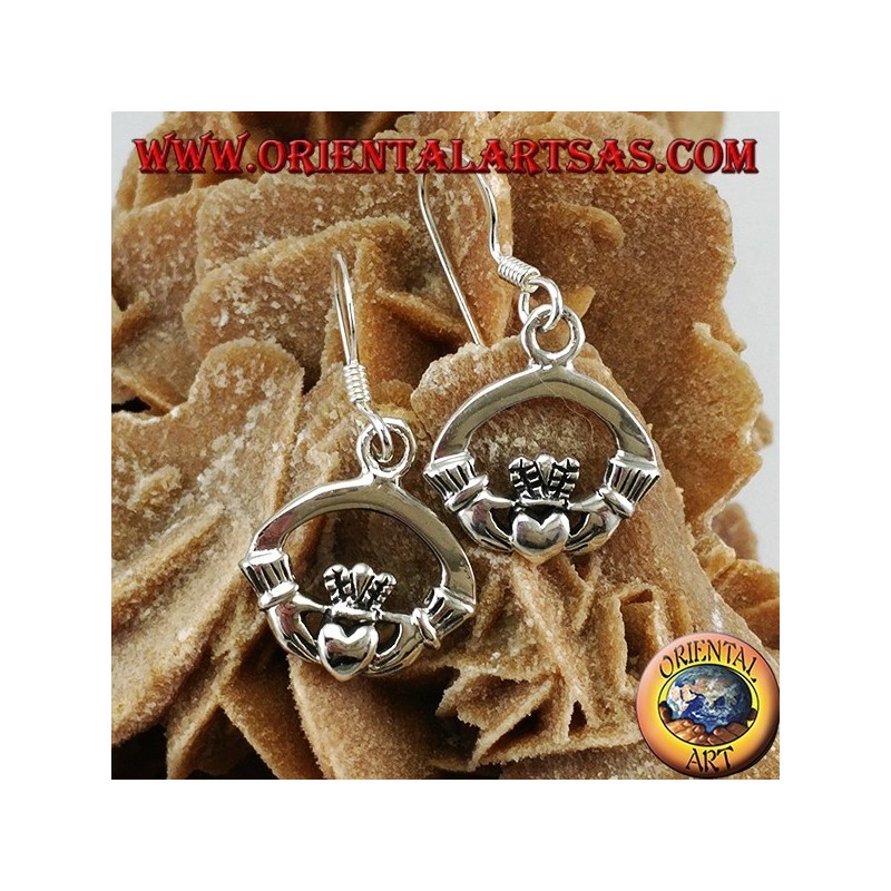 Orecchino d'argento celtico di Claddagh