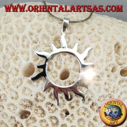 Silver pendant with sun rays