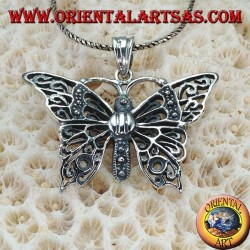 Pendentif en argent sous la forme d'un grand papillon