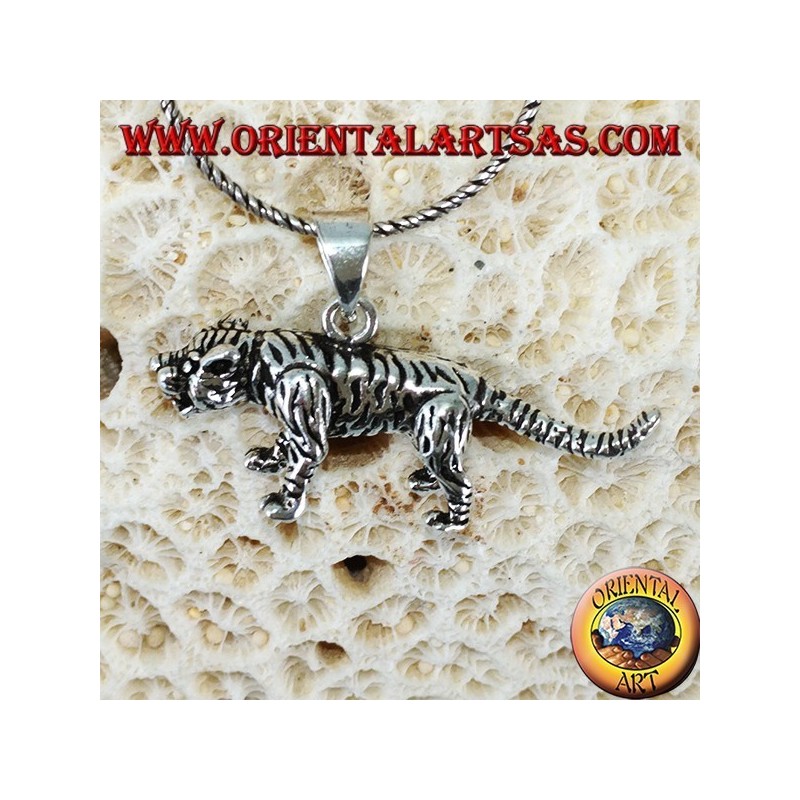 Ciondolo in argento tigre tridimensionale grande