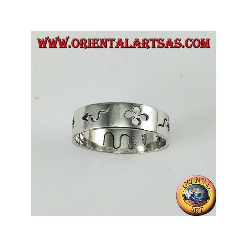 Bague en argent sculptée à la main