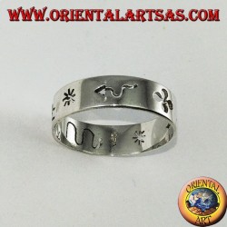 Anillo de plata tallado a mano