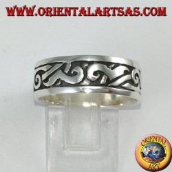 Silver band ring with Maori inlays