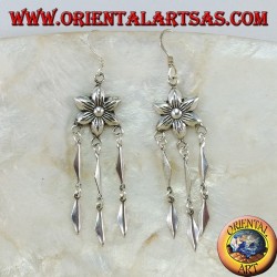 Pendientes de plata, flor con tres colgantes largos