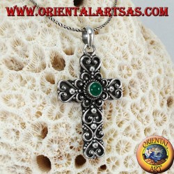 Pendentif en argent, croix baroque fait à la main avec de l'agate verte au centre
