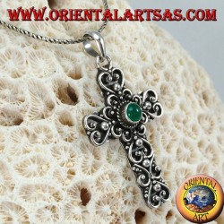 Pendentif en argent, croix baroque fait à la main avec de l'agate verte au centre