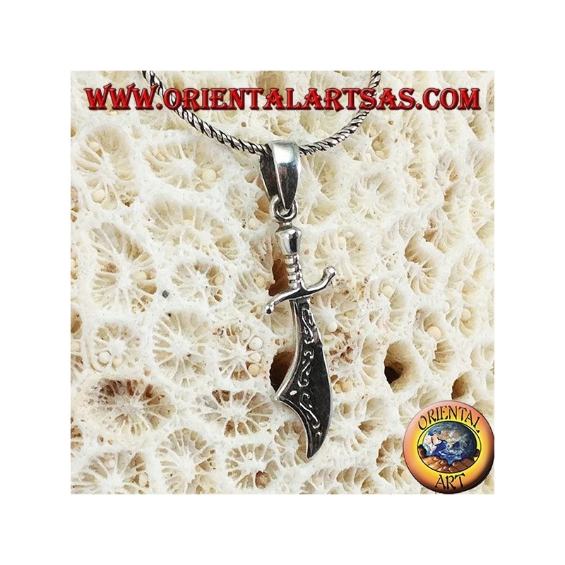 Silver Pendant, Dragon Sword