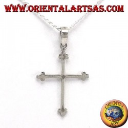 Silver pendant with simple anchored cross