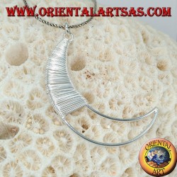 Colgante de luna de plata hecho a mano