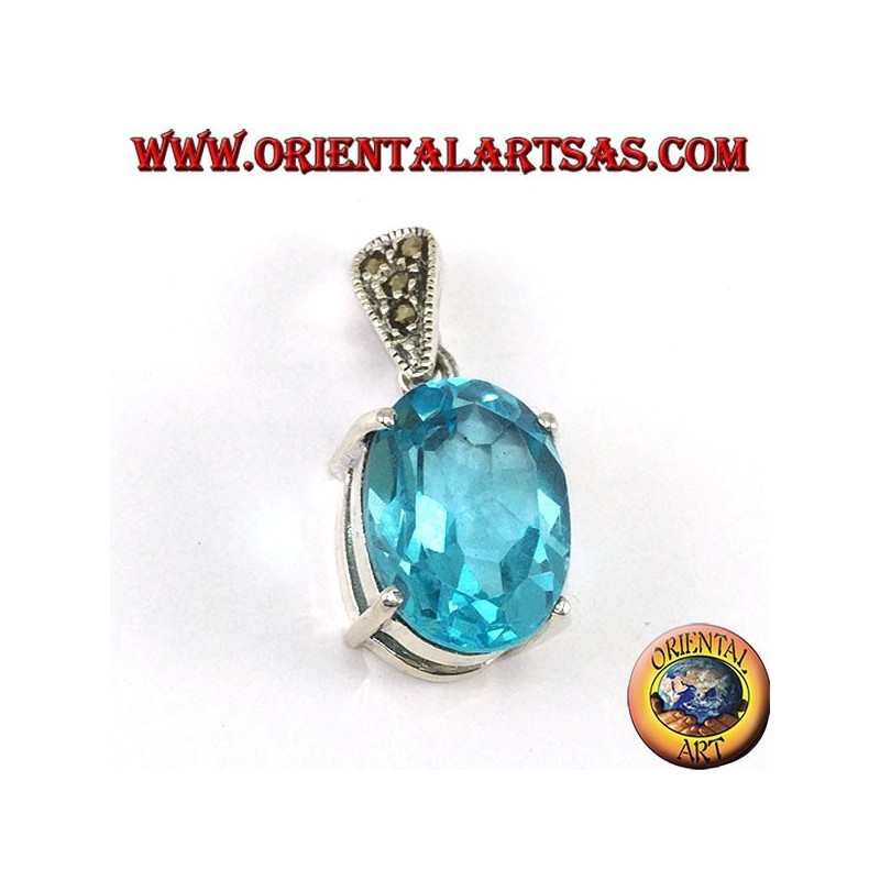 Colgante de plata con topacio azul ovalado