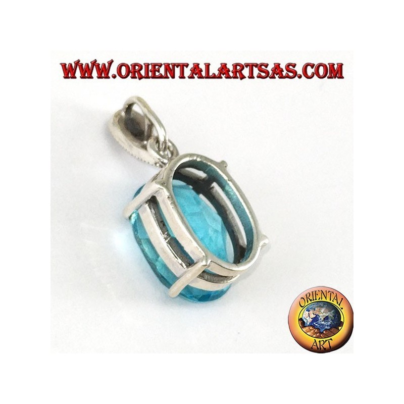 Pendentif en argent avec topaze bleue ovale