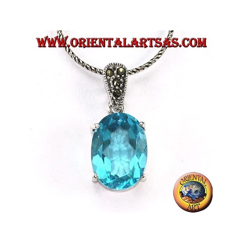Silberanhänger mit oval-blauem Topas-Set