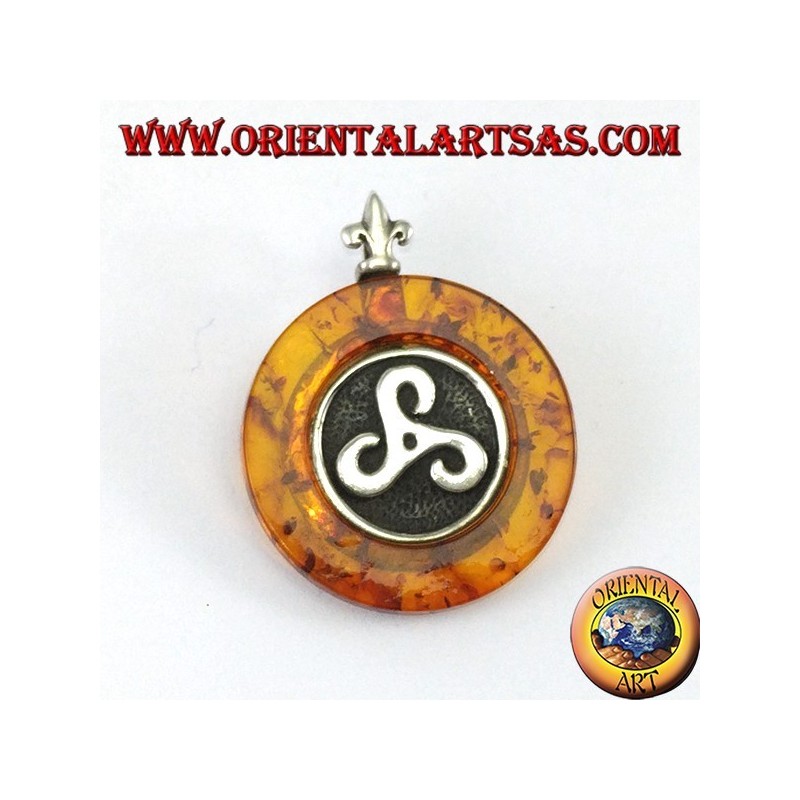 Ciondolo e spilla in argento con Ambra con triscele