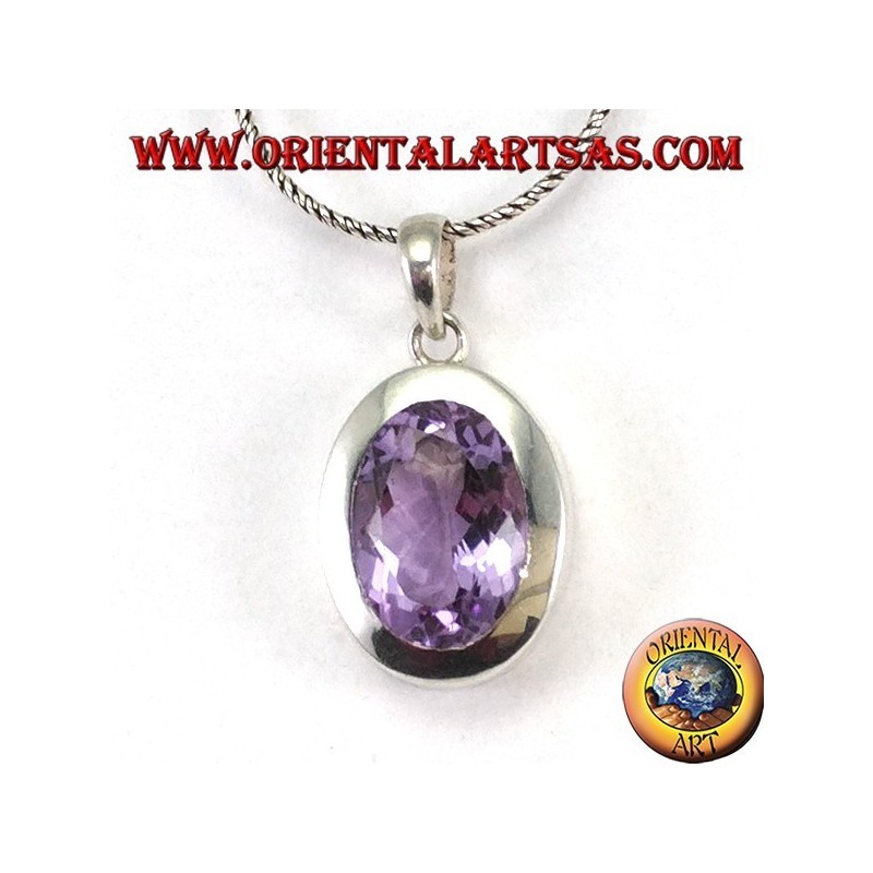 Colgante de plata con una hermosa amatista natural con un marco simple
