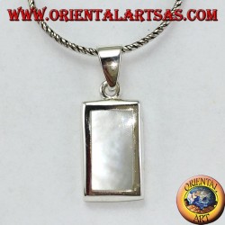 Pendentif en argent avec un ensemble de nacre rectangulaire
