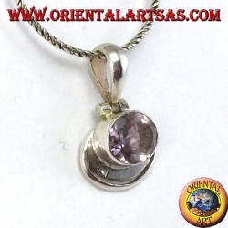 Pendentif en argent avec améthyste ovale naturel monté horizontalement