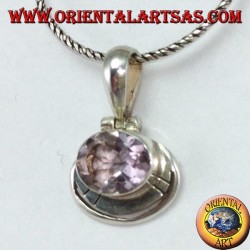Pendentif en argent avec améthyste ovale naturel monté horizontalement