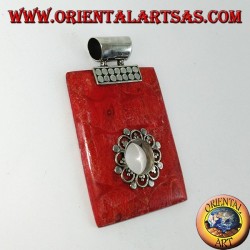 Colgante de plata con madrepora roja (coral) rectangular con agujero redondo
