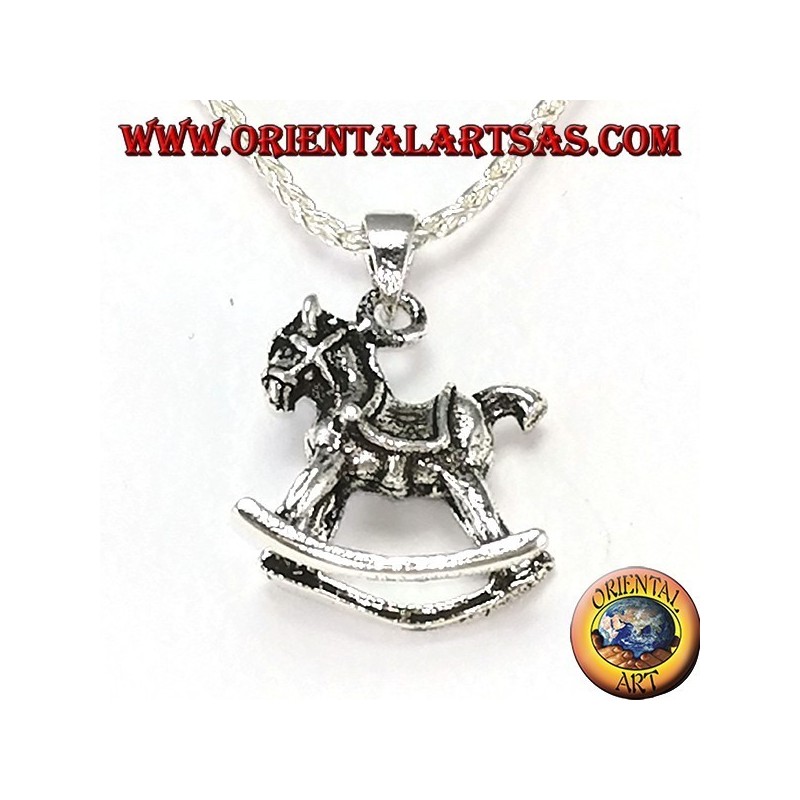 Pendentif en cheval à bascule argenté