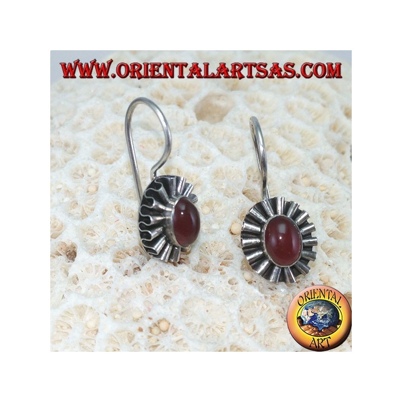 Pendientes de plata con cornalina oval y contorno de ola