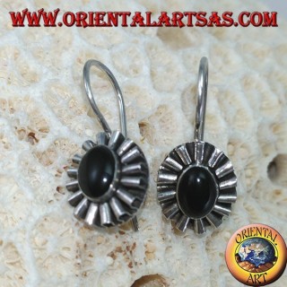Pendientes de plata con ónice ovalado y contorno de ola