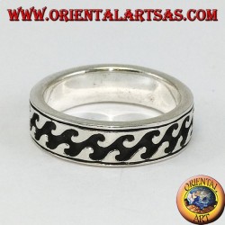 Silver ring with deep inlays