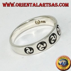 Silberring mit triskele triskele Flachrelief