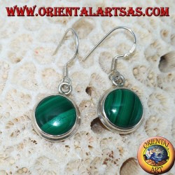 Boucles d'oreilles en argent avec malachite ronde et bordure simple