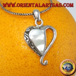Silver heart pendant with mother of pearl
