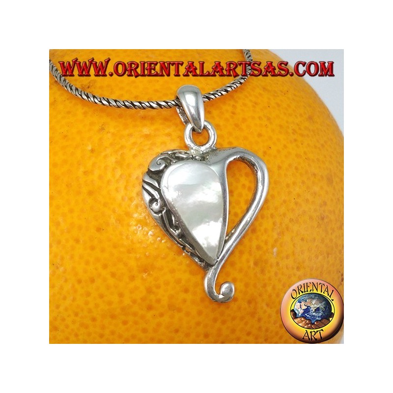 Silver heart pendant with mother of pearl