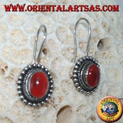 Pendientes de plata con cornalina oval rodeada de puntos