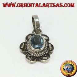 Pendant in silver flower with oval blue Topaz