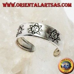 Silver ring from feet or phalanx with inlaid sun