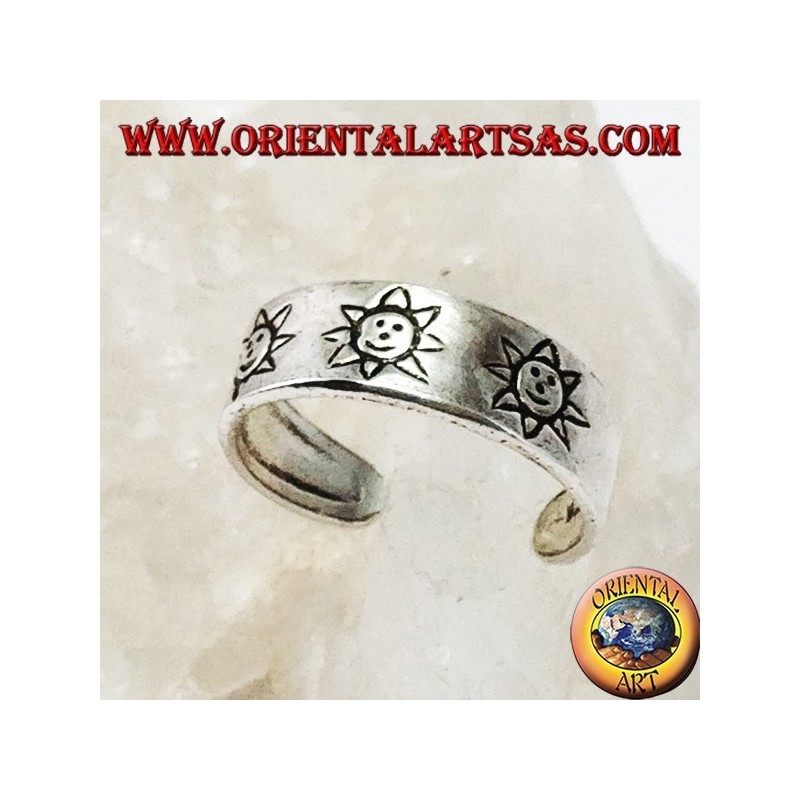 Silver ring from feet or phalanx with inlaid sun