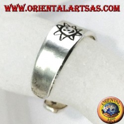 Silver ring from feet or phalanx with inlaid sun
