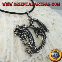 Colgante de dragón chino de plata (grande)