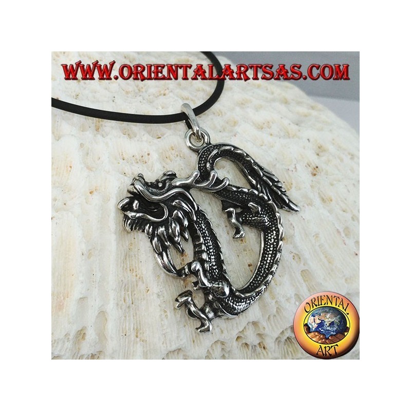 Colgante de dragón chino de plata (grande)