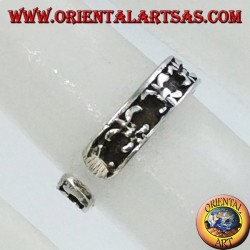 Silver ring from feet or phalanx with lilies