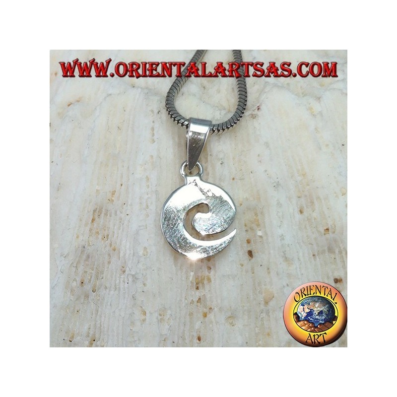 Colgante de plata en forma de espiral plana pequeña