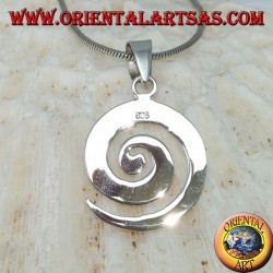 Colgante de plata en forma de espiral plana