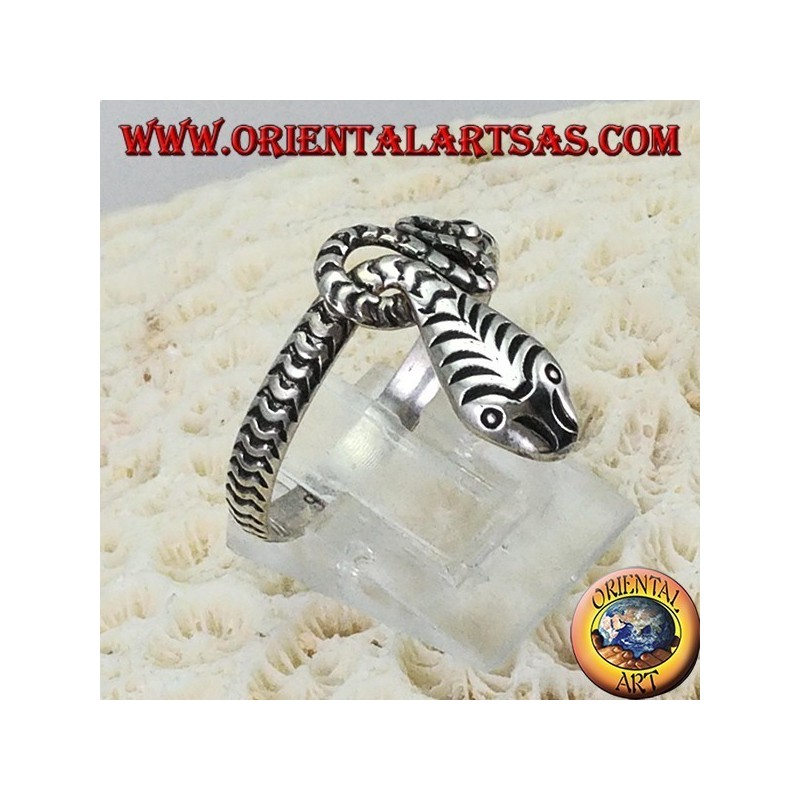 Hand-carved snake-shaped 925 silver ring