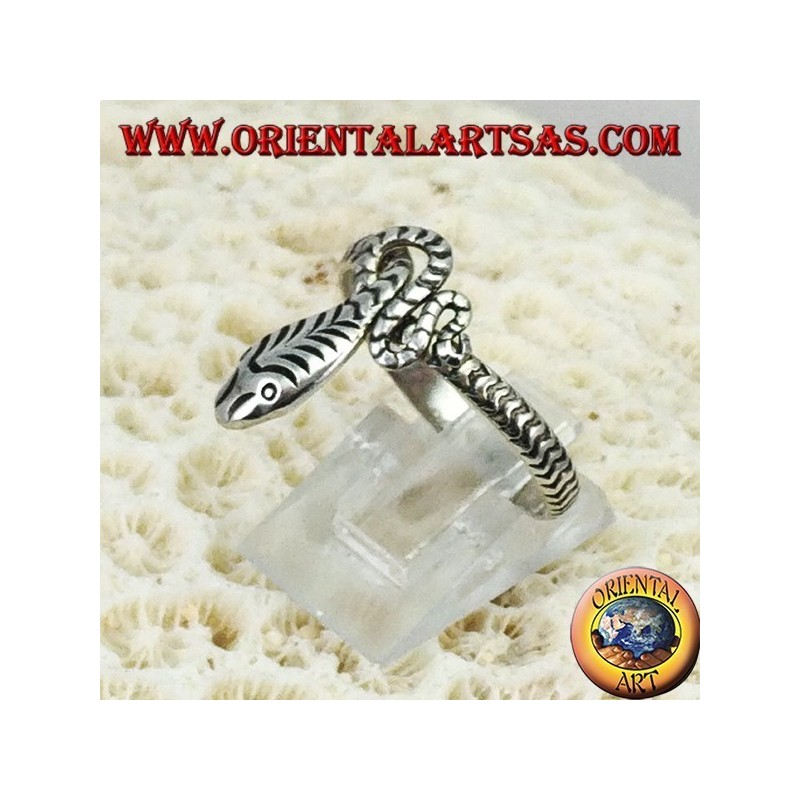 Hand-carved snake-shaped 925 silver ring