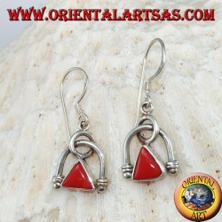 Pendientes de plata con coral natural triangular
